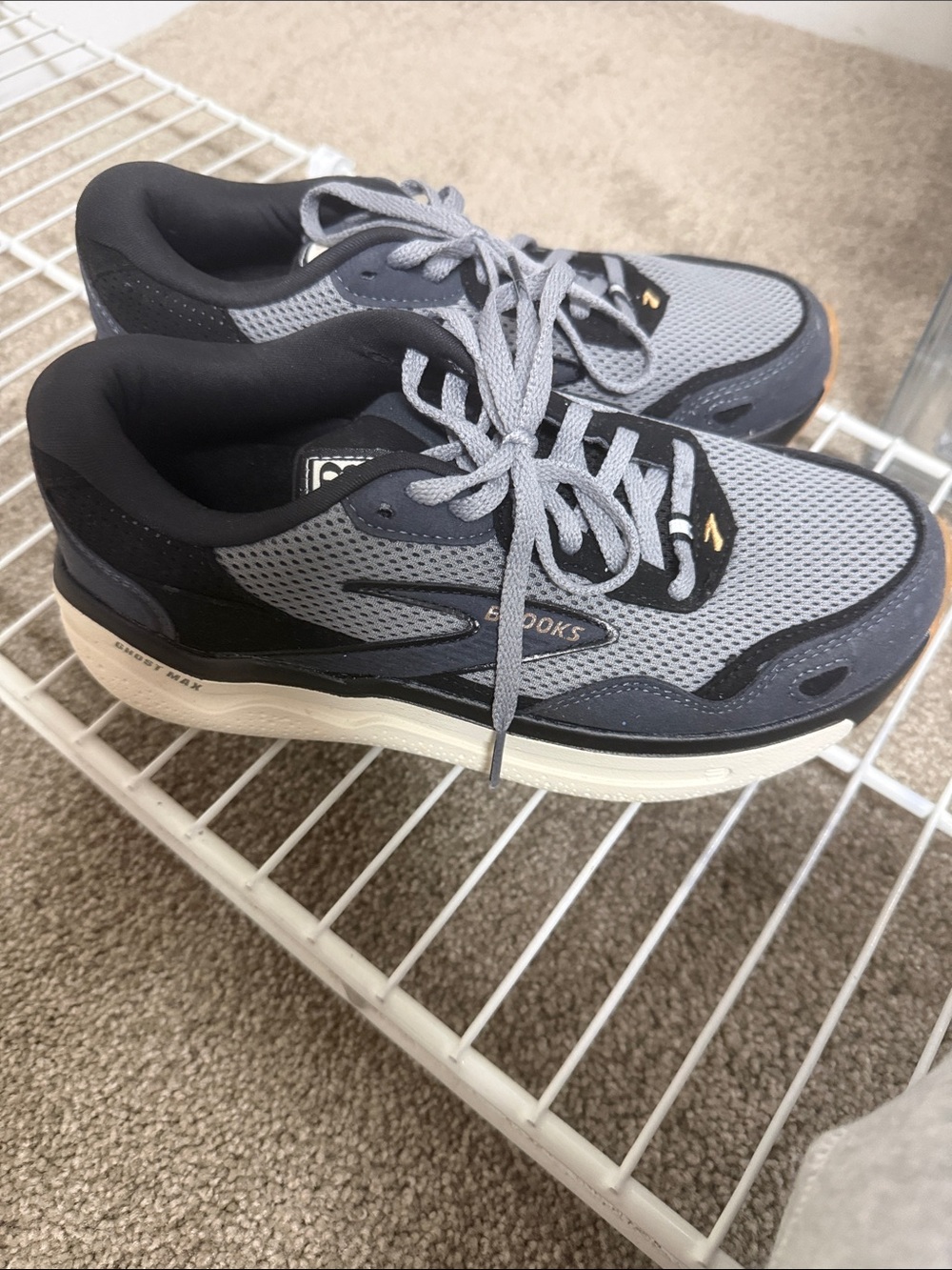 Brooks Men’s Gray and Black Athletic Running Shoes